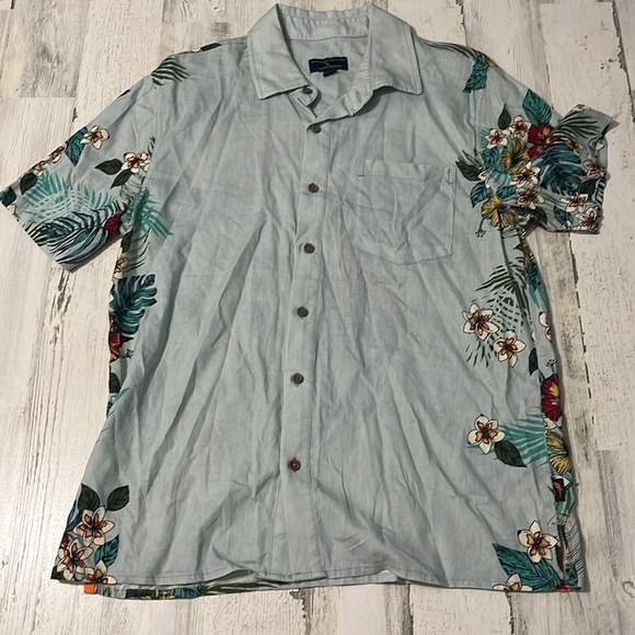 Margaritaville Linen Blend Button Down Size Medium - Picture 6 of 10